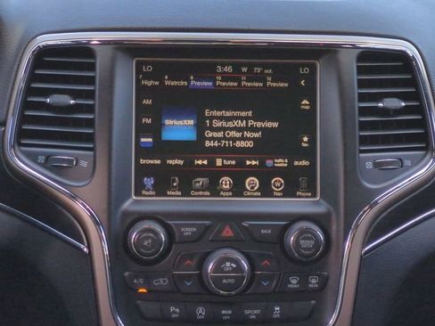 Used 2016 Jeep Grand Cherokee Limited AWD/4WD image 19