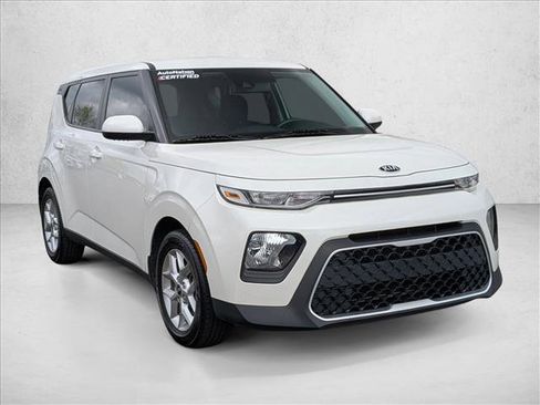 Used 2020 Kia Soul S FWD image 3
