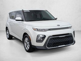 Used 2020 Kia Soul S FWD video 3