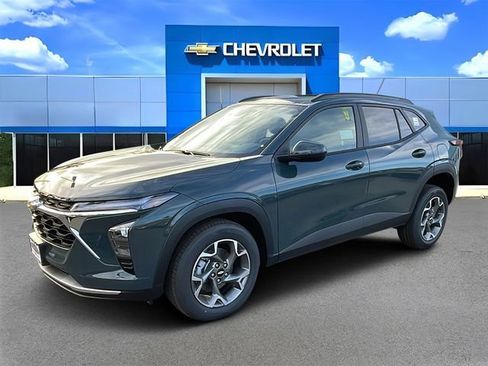 New 2026 Chevrolet Trax LT w/ LT Convenience Package image 7