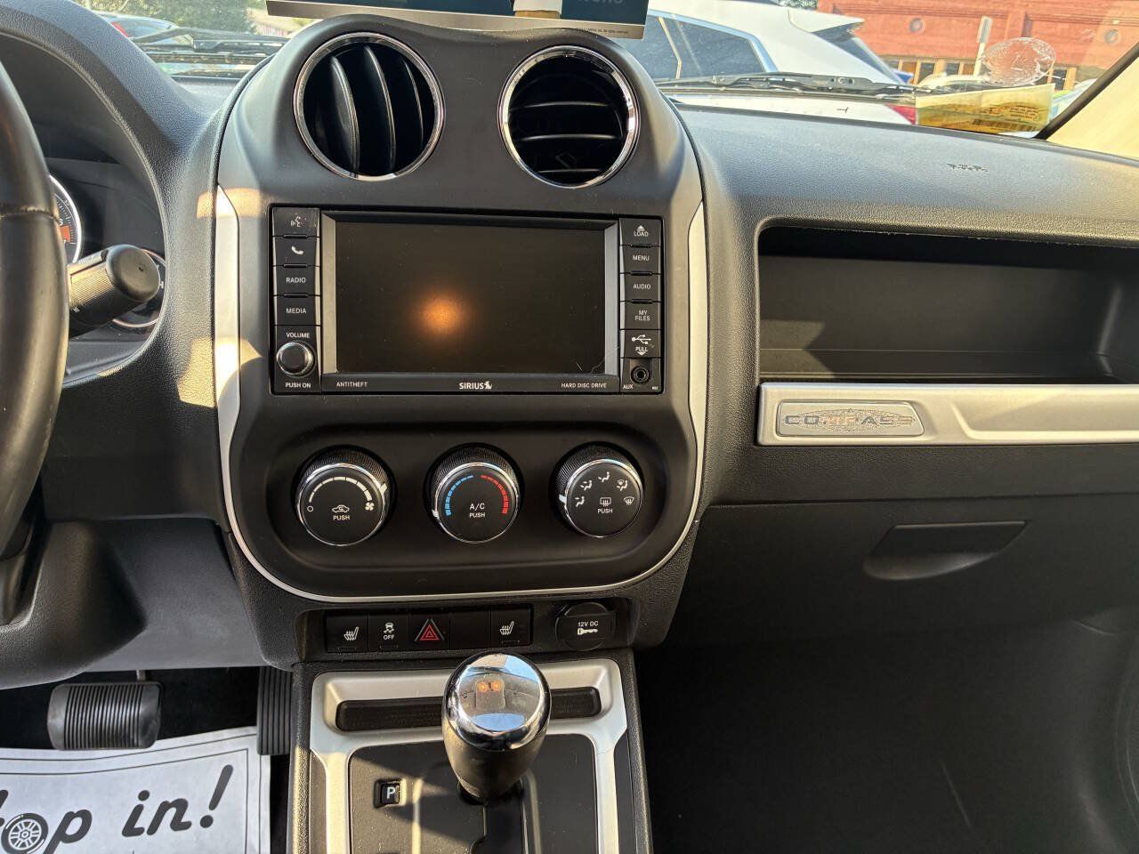 Used 2014 Jeep Compass Latitude w/ Sun/Sound Group FWD image 13