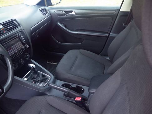 Used 2015 Volkswagen Jetta S FWD image 14