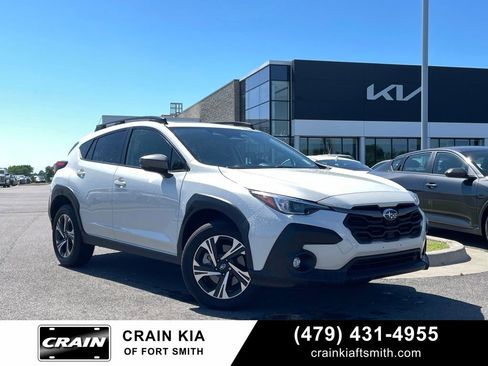 Used 2024 Subaru Crosstrek 2.0i Premium AWD/4WD image 1
