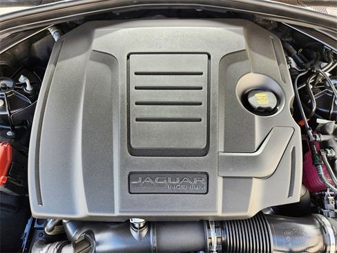 Used 2026 Jaguar F-PACE R-Dynamic S image 30