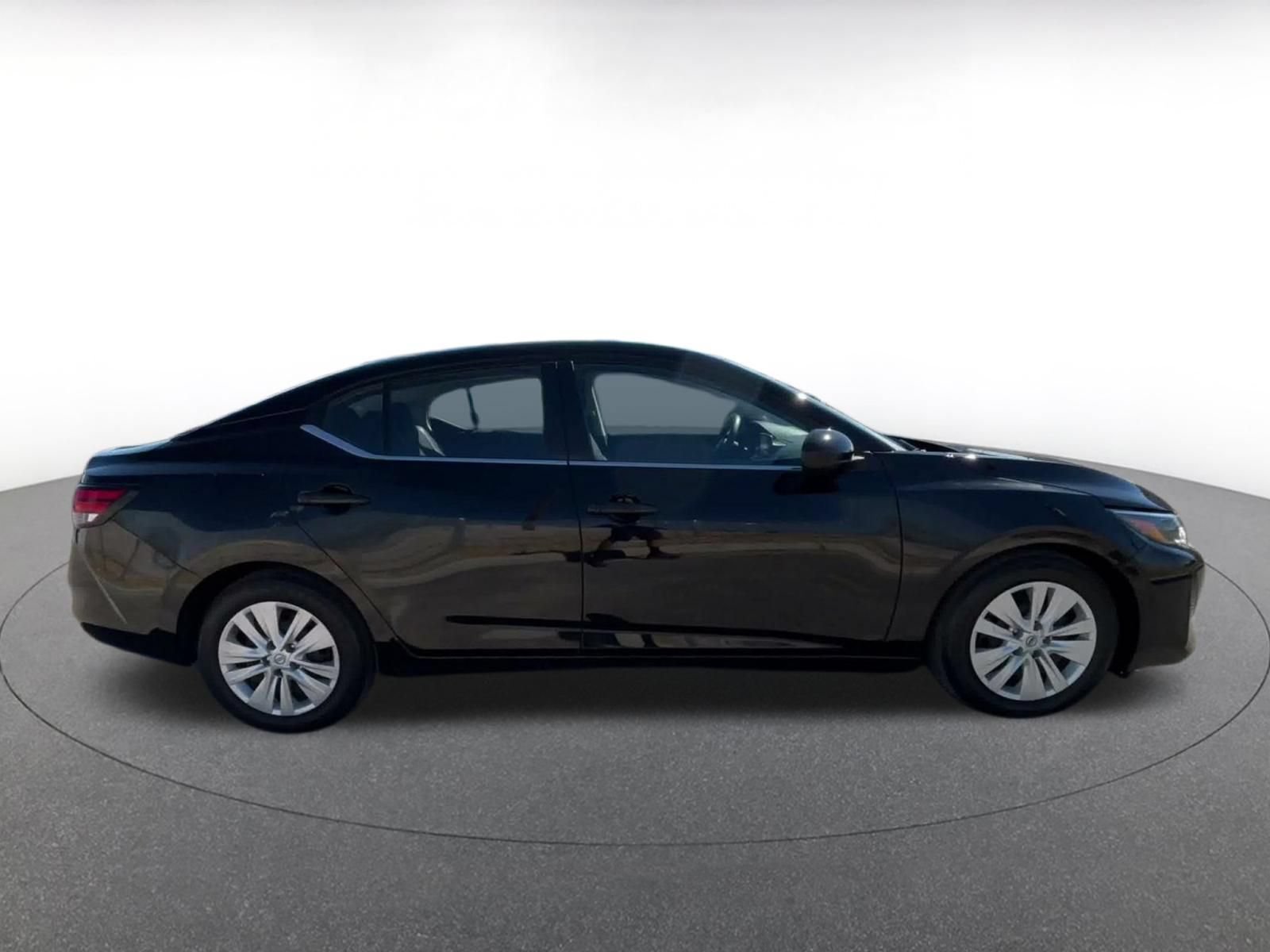 Used 2025 Nissan Sentra S FWD image 15