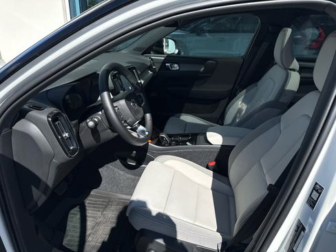 New 2026 Volvo EX40 Plus w/ Climate Package RWD image 7