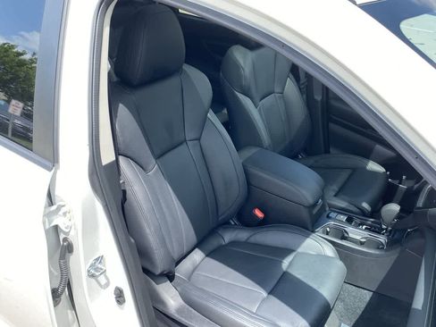 Used 2025 Subaru Ascent Bronze Edition image 21