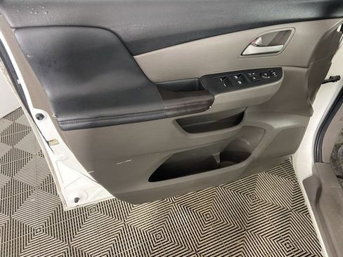 Used 2011 Honda Odyssey EX-L image 16