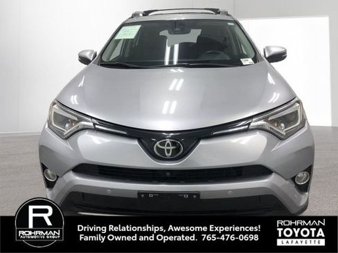 Used 2018 Toyota RAV4 Limited image 10