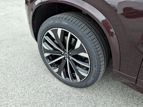 New 2026 Volvo XC90 B6 Ultra w/ Protection Package Premier AWD/4WD image 9