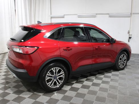 Used 2022 Ford Escape SEL image 31
