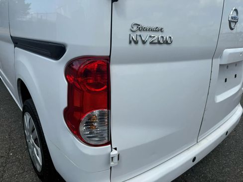 Used 2018 Nissan NV200 SV w/ Navigation Package image 54