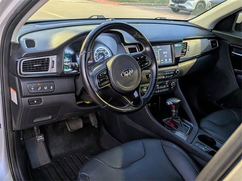 Used 2019 Kia Niro S Touring image 15