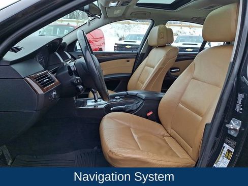 Used 2010 BMW 528i xDrive Sedan image 2