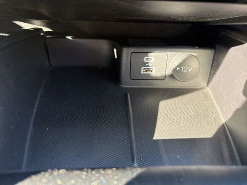 Certified 2022 Ford Escape SE w/ Cold Weather Package image 26