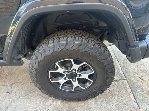 Used 2022 Jeep Wrangler Unlimited Rubicon w/ Steel Bumper Group AWD/4WD image 6