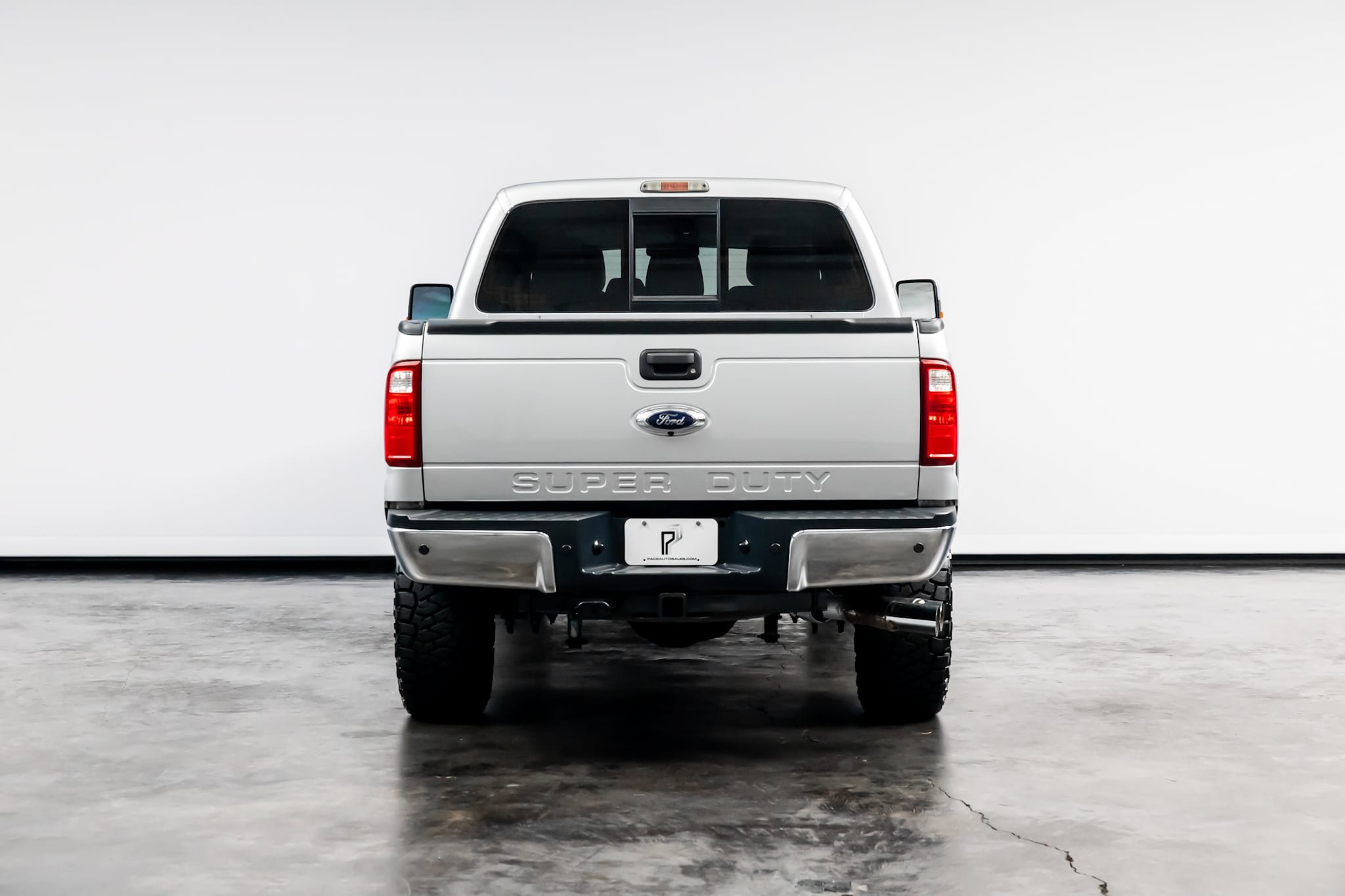 Used 2015 Ford F250 Lariat w/ Chrome Package AWD/4WD image 16