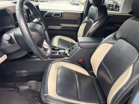 Used 2023 Ford Bronco Wildtrak AWD/4WD image 13
