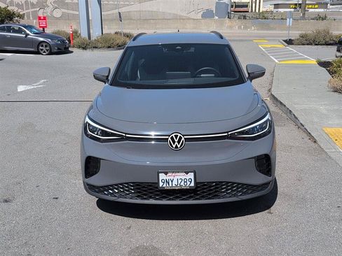 Used 2024 Volkswagen ID.4 2WD image 3