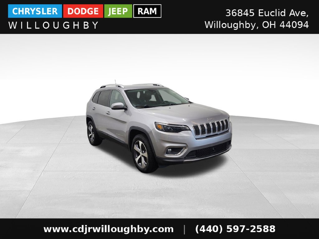 Used 2020 Jeep Cherokee Limited w/ Advanced Safety Group AWD/4WD image 3