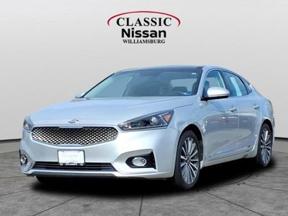 Used 2017 Kia Cadenza Premium w/ Luxury Package