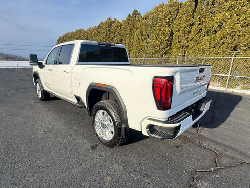Used 2022 GMC Sierra 2500 Denali image 3