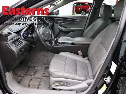 Used 2019 Chevrolet Impala LT FWD image 14