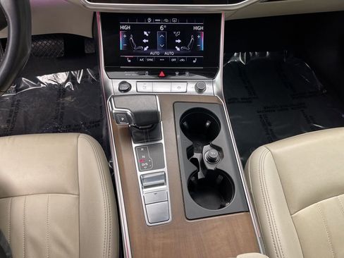 Used 2024 Audi A6 Premium Plus image 13