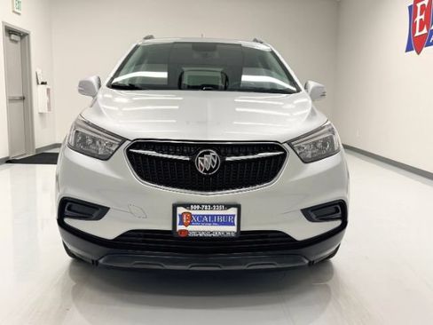 Used 2018 Buick Encore Preferred FWD image 3