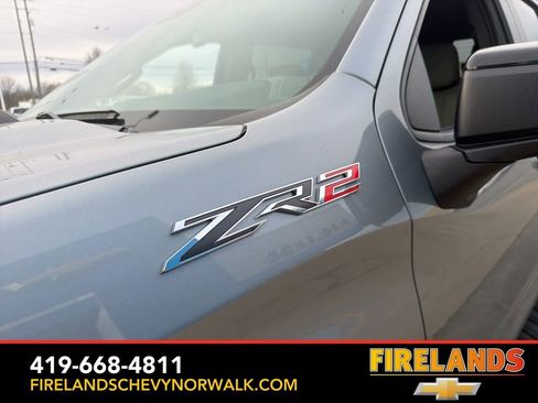 Used 2023 Chevrolet Silverado 1500 ZR2 image 15