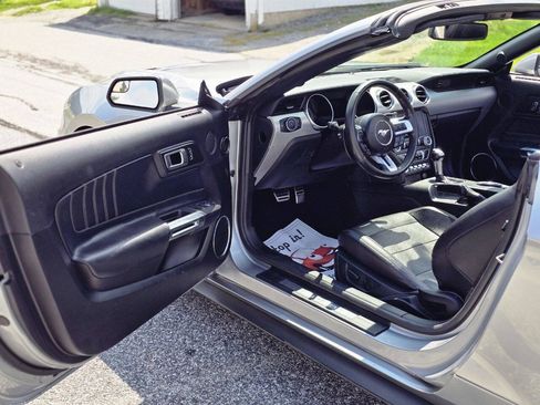 Used 2020 Ford Mustang Premium RWD image 14