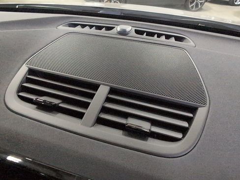 Certified 2024 Polestar Polestar 2 Long range Dual motor - AWD image 22