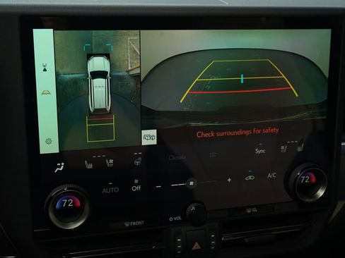 Used 2026 Lexus GX 550 w/ Accessory Package (32) image 11