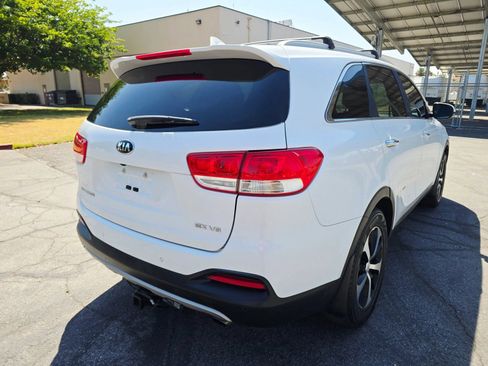 Used 2017 Kia Sorento EX FWD image 8