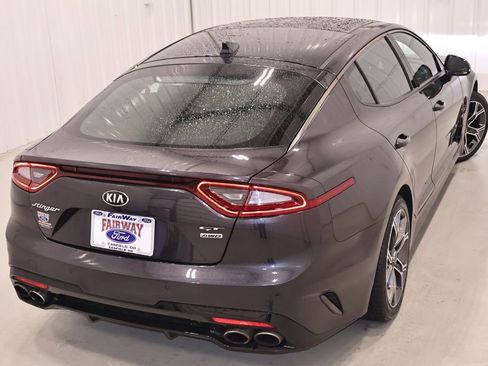 Used 2018 Kia Stinger GT1 AWD/4WD image 42