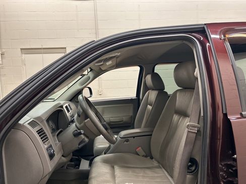 Used 2005 Dodge Dakota Laramie w/ Trailer Tow Group image 7