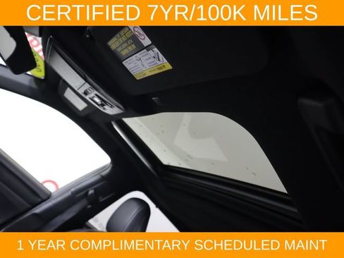 Used 2022 Toyota Highlander XSE FWD image 25