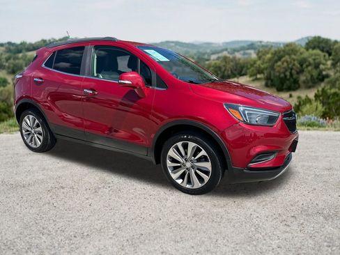 Used 2019 Buick Encore Preferred FWD image 1