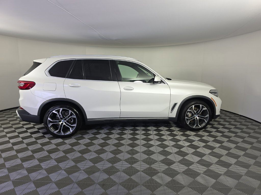 Used 2019 BMW X5 xDrive40i AWD/4WD image 6