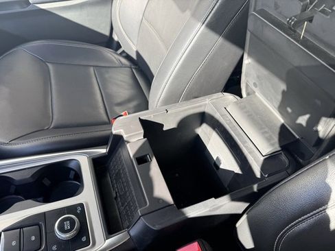 Used 2021 Ford Explorer Limited w/ Equipment Group 301A image 34