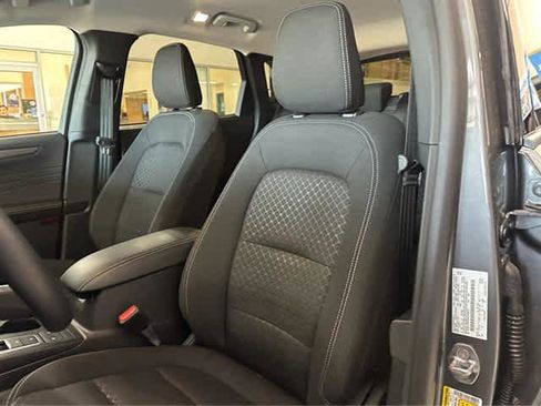 New 2025 Ford Escape Active w/ Cold Weather Package image 7