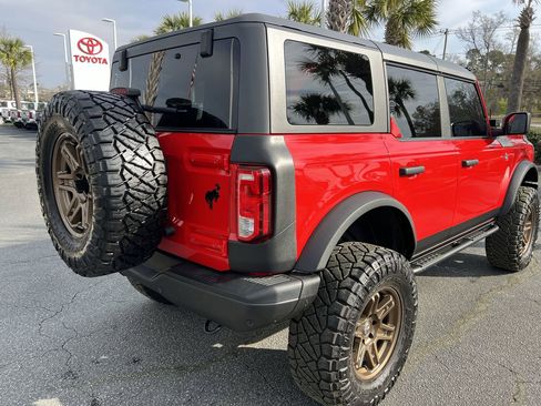 Used 2021 Ford Bronco Black Diamond image 10