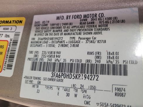 Used 2019 Ford Fusion SE w/ Equipment Group 151A image 33