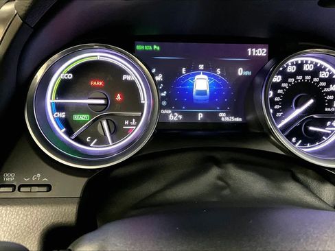 Certified 2020 Toyota Camry XLE w/ Driver Assist Package image 25