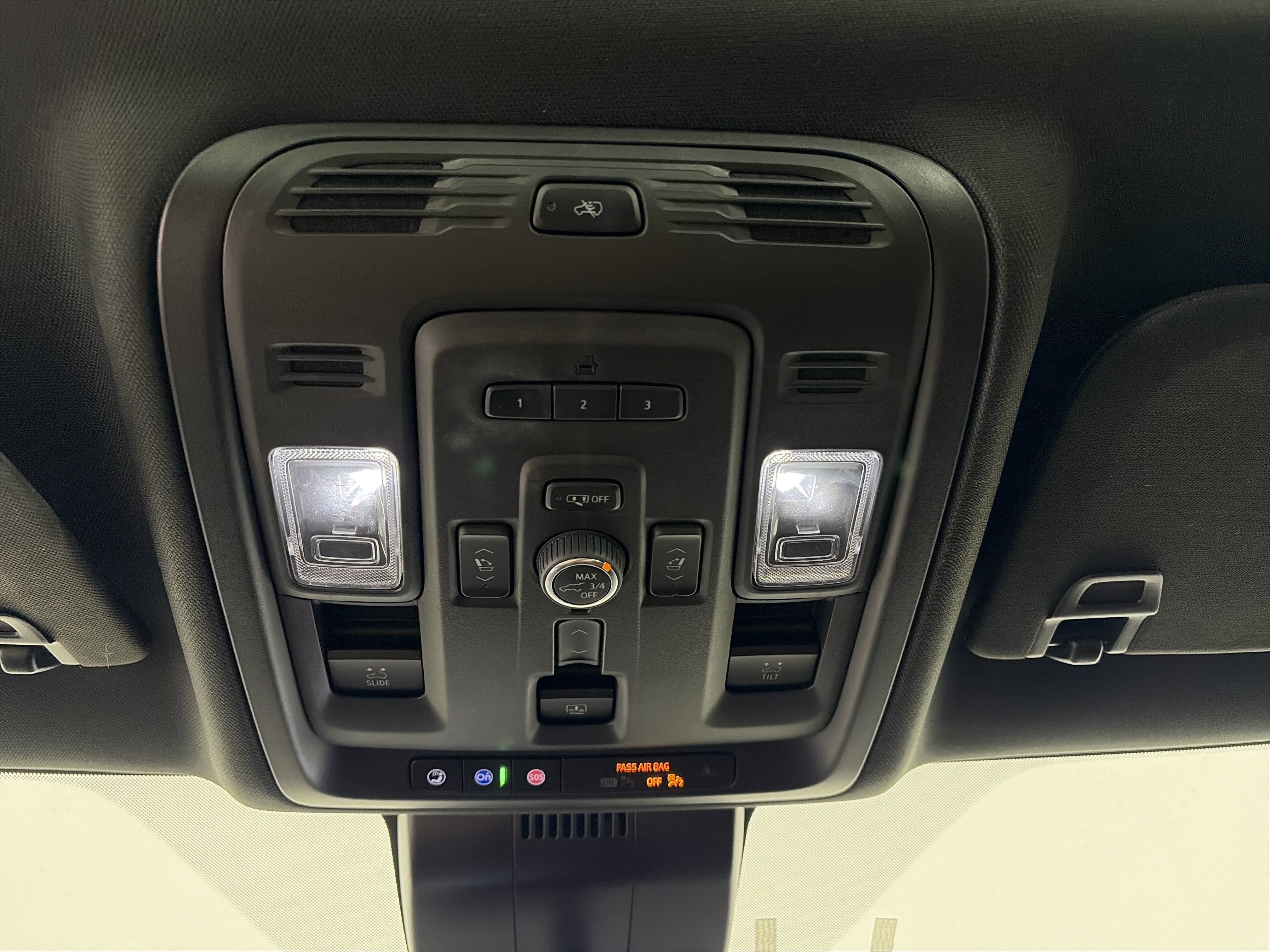 Used 2023 GMC Yukon Denali Ultimate AWD/4WD image 39
