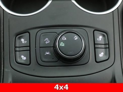 Used 2021 GMC Terrain SLT w/ LPO, Bright Accent Package image 26