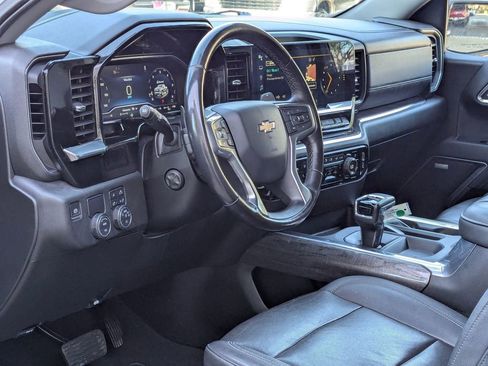 Used 2023 Chevrolet Silverado 1500 LTZ image 12