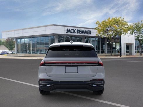 New 2026 Lincoln Nautilus Premier image 5