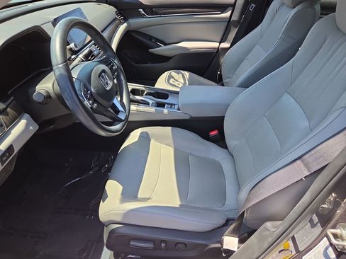Used 2018 Honda Accord EX-L image 11