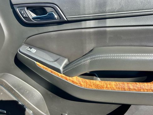 Used 2018 Chevrolet Tahoe Premier image 11